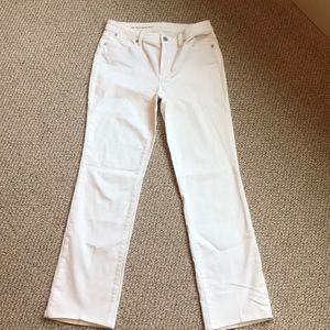 Barely Boot White Jeans Size 6